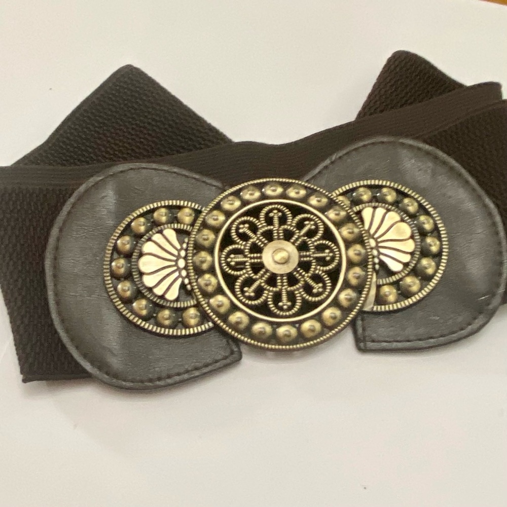 Vintage, Brown Stretchable Belt 38in x 1.5in